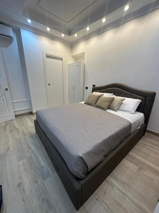 Le Chic Rooms Napoli Eksteriør bilde